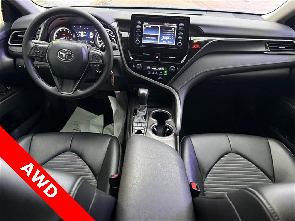 Used 2023 Toyota Camry SE image 13