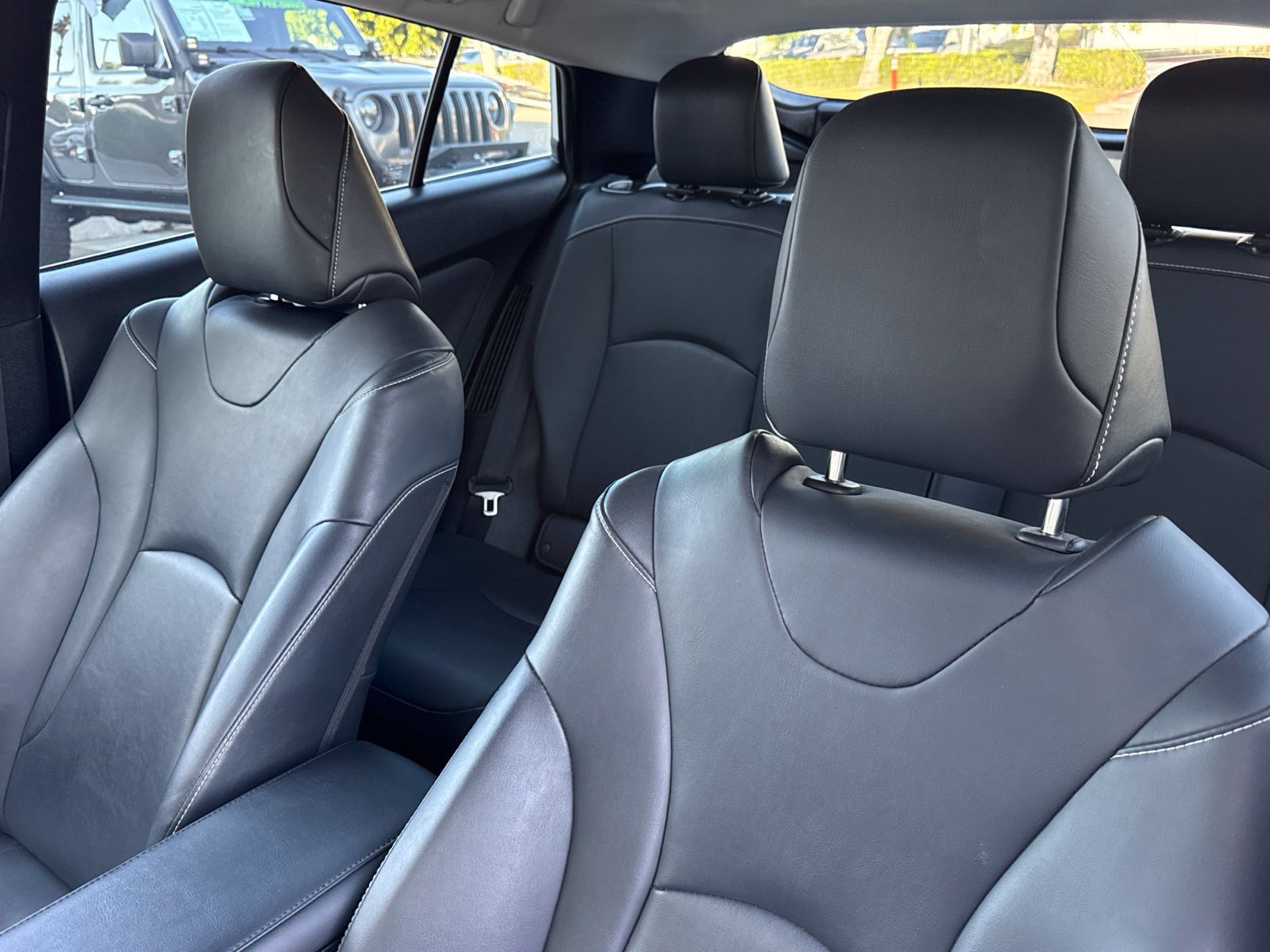 Used 2020 Toyota Prius Prime XLE FWD image 23