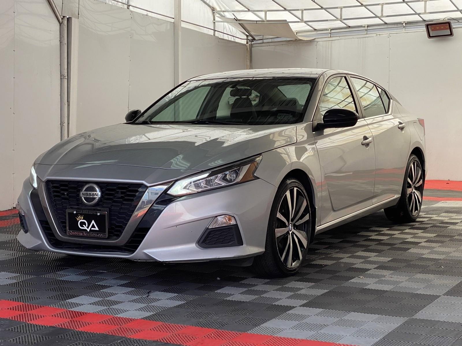 Used 2019 Nissan Altima 2.5 SR AWD/4WD image 3