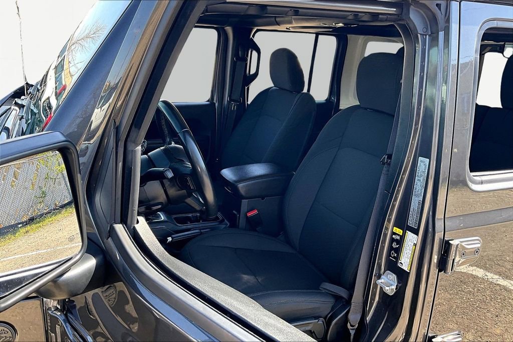 Used 2022 Jeep Wrangler Unlimited Sport image 25