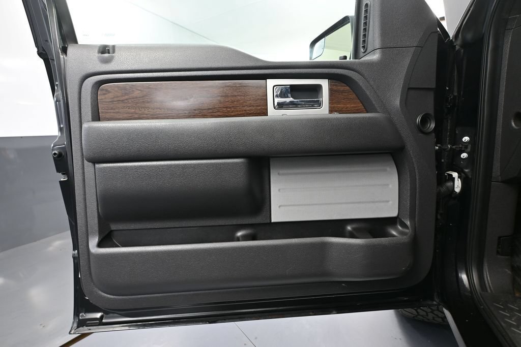 Used 2013 Ford F150 Lariat w/ Lariat Chrome Pkg AWD/4WD image 14