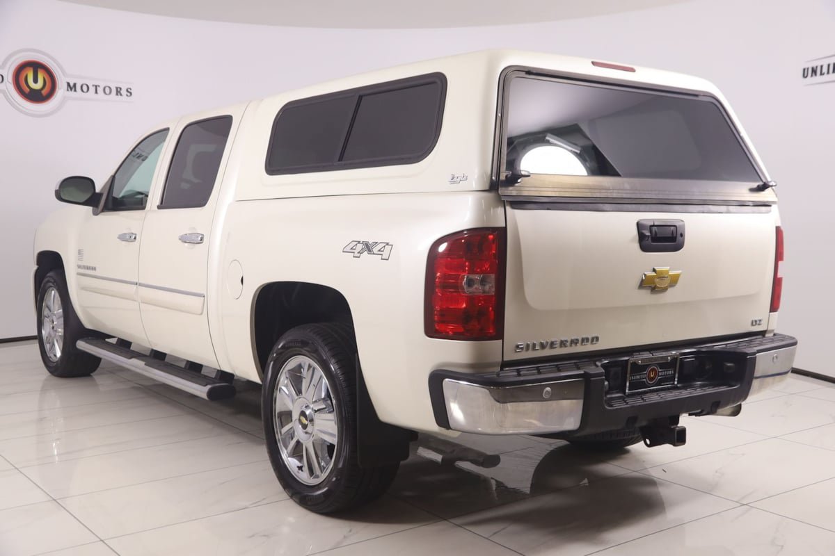 Used 2012 Chevrolet Silverado 1500 LTZ w/ LTZ White Diamond Edition AWD/4WD image 4