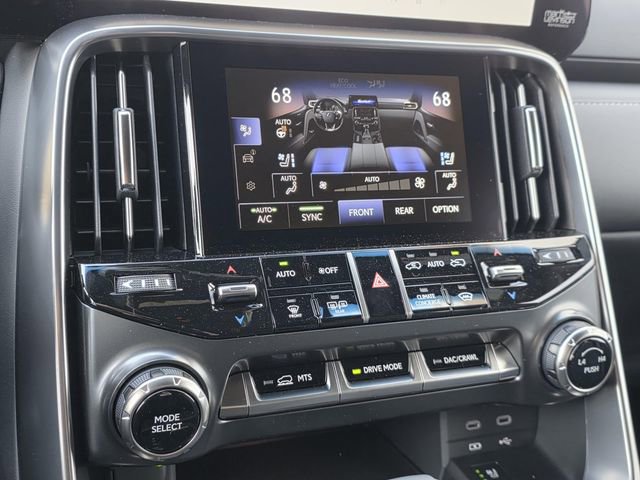 New 2026 Lexus LX 700h Luxury image 25