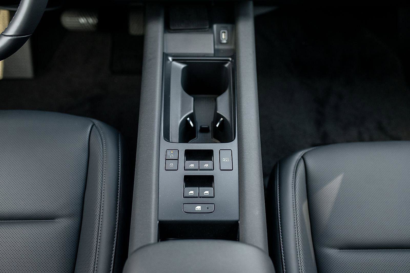New 2024 Hyundai Ioniq 6 SEL AWD/4WD image 19