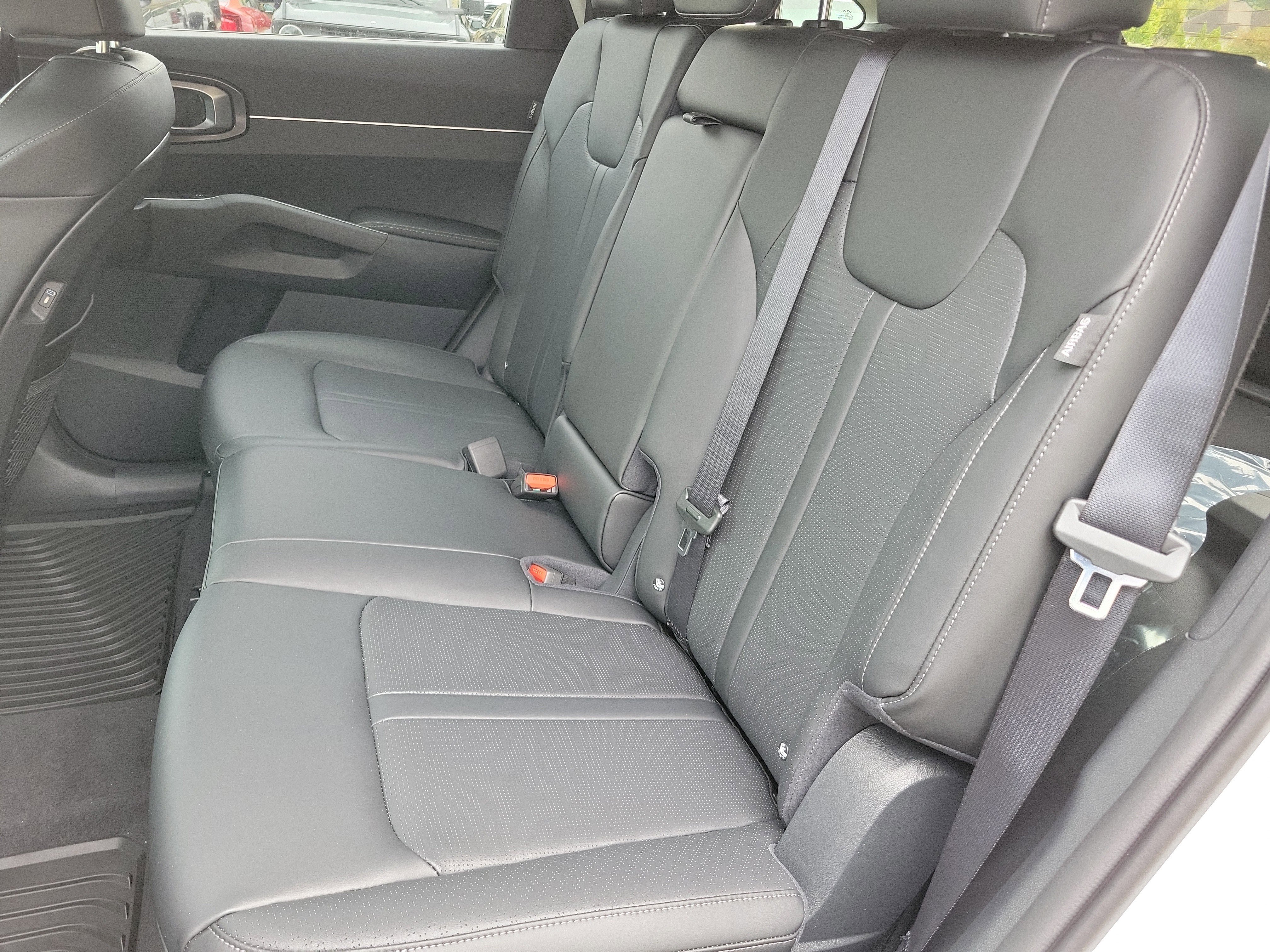 New 2026 Kia Sorento S image 7