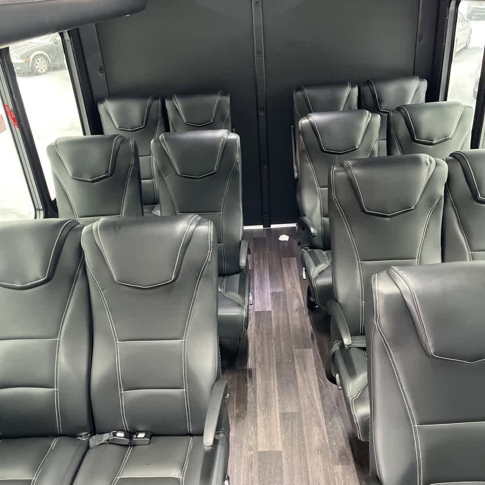 Used 2025 Ford E-450 and Econoline 450 Super Duty w/ Shuttle Bus Prep Package image 12