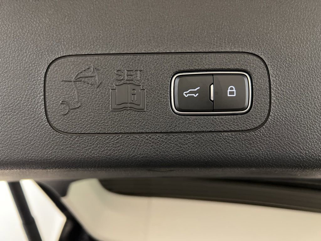 Used 2026 Lincoln Aviator AWD image 40