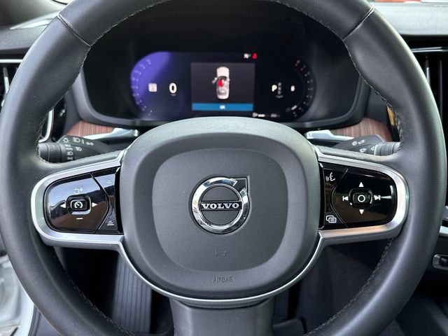 Certified 2023 Volvo S60 B5 Plus w/ Climate Package AWD/4WD image 11