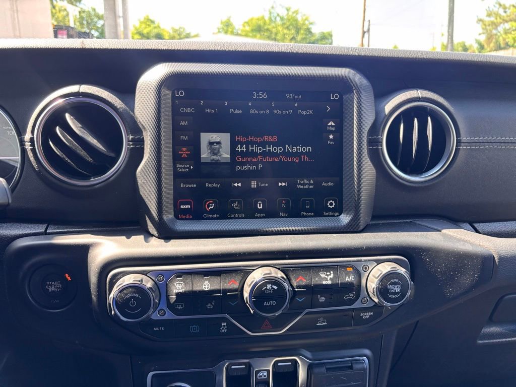 Used 2023 Jeep Wrangler Unlimited Sahara w/ Cold Weather Group AWD/4WD image 21