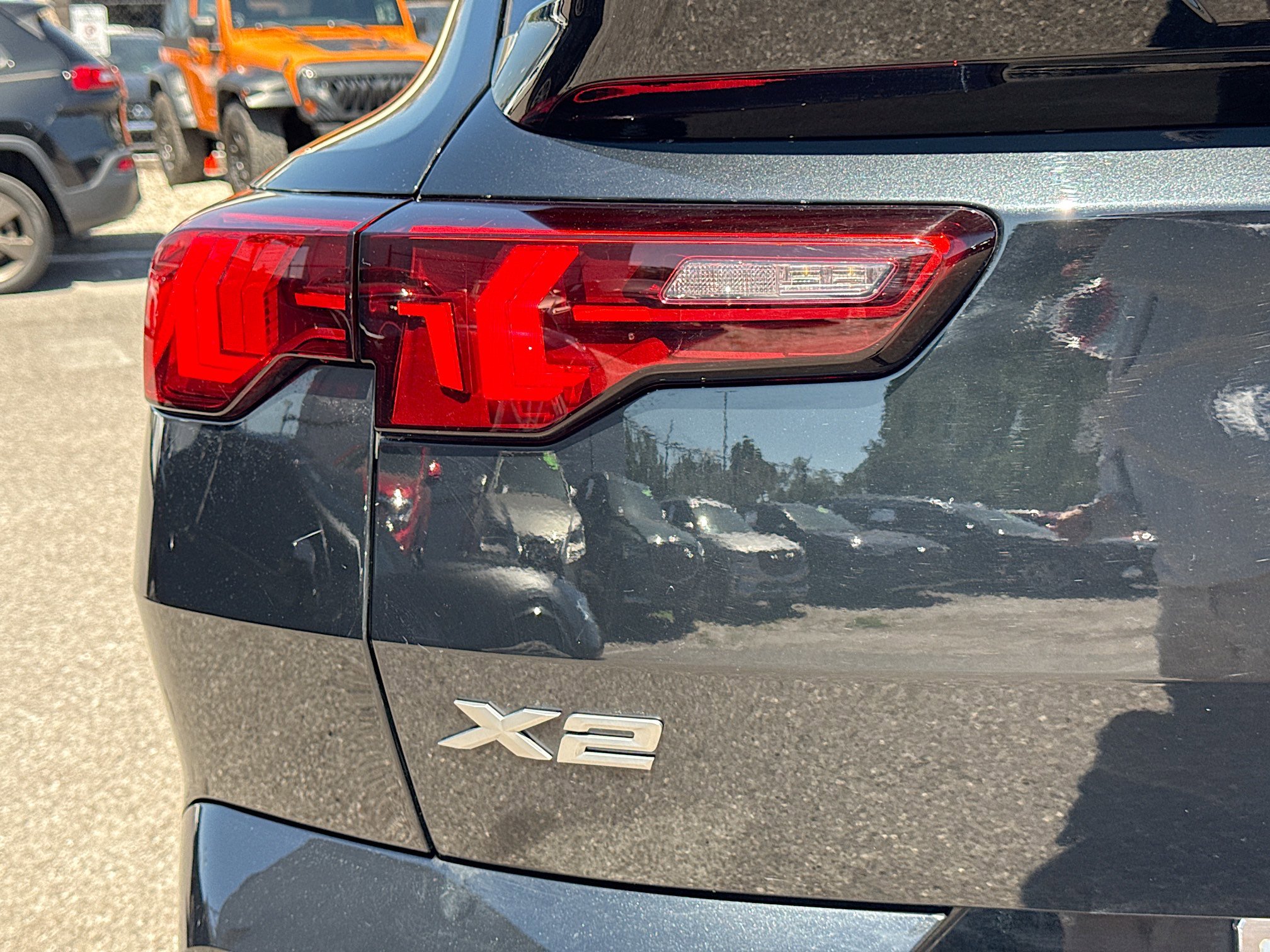 Used 2026 BMW X2 xDrive28i image 10