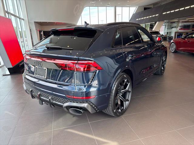 New 2027 Audi RS Q8 performance AWD/4WD image 3