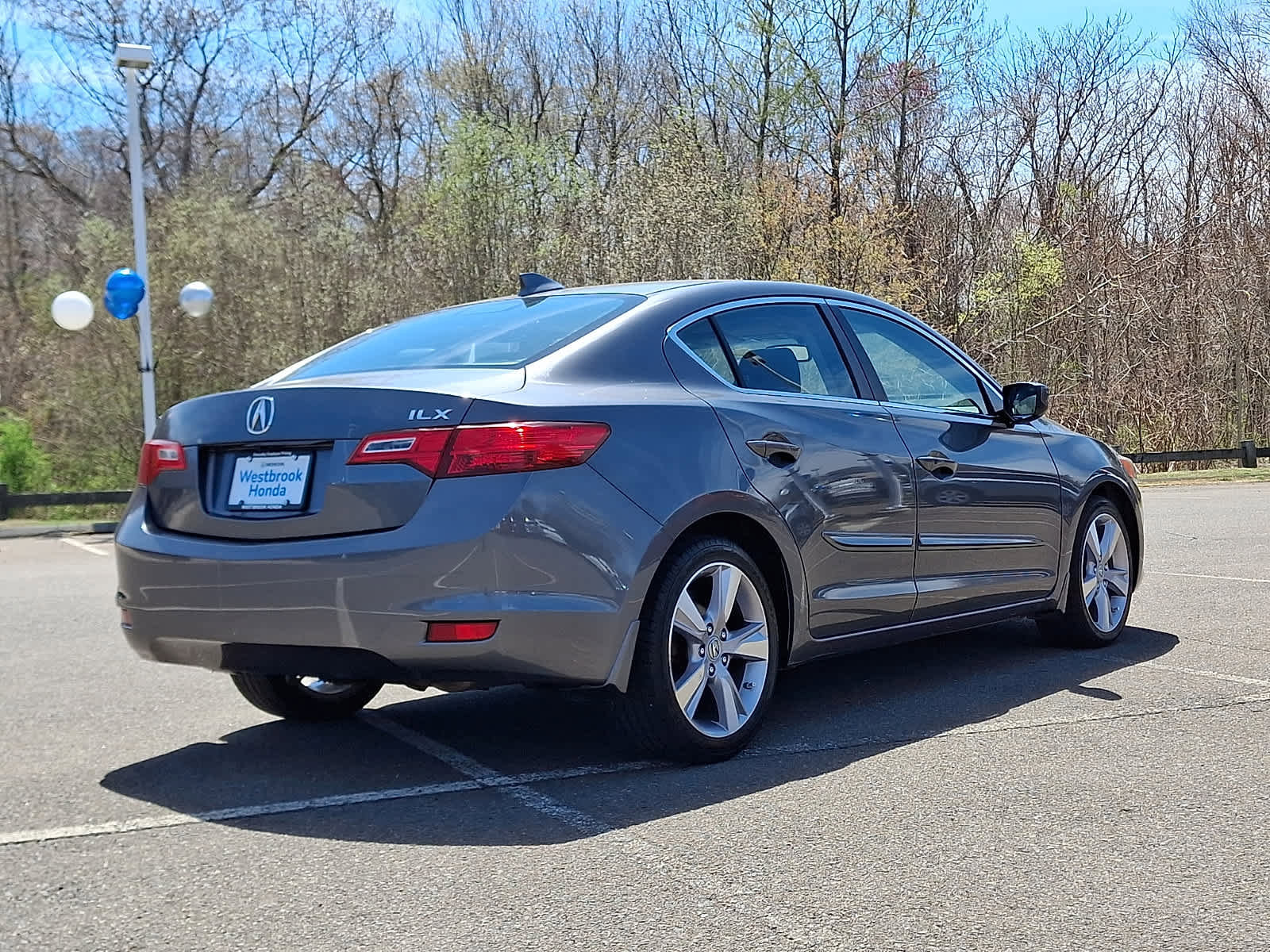 Used 2013 Acura ILX w/ Technology Package FWD image 5