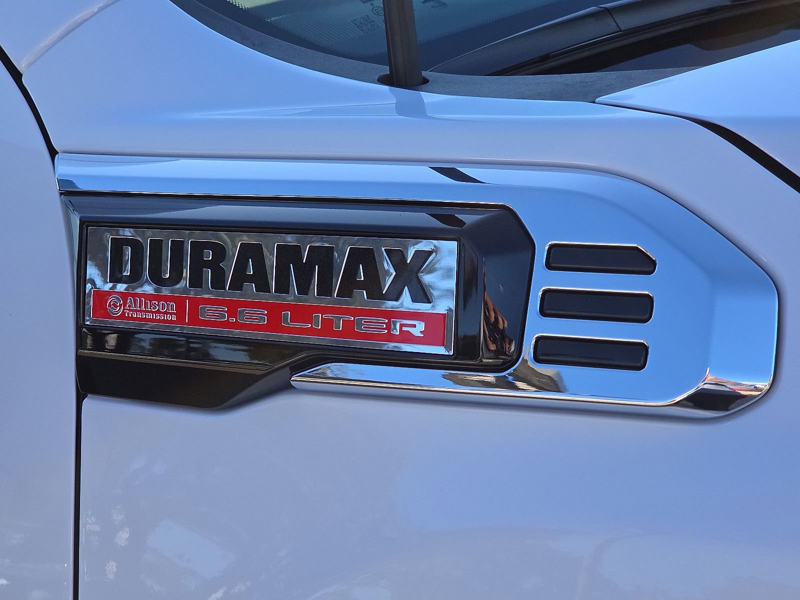 New 2026 GMC Sierra 2500 Denali w/ Denali Reserve Package image 6