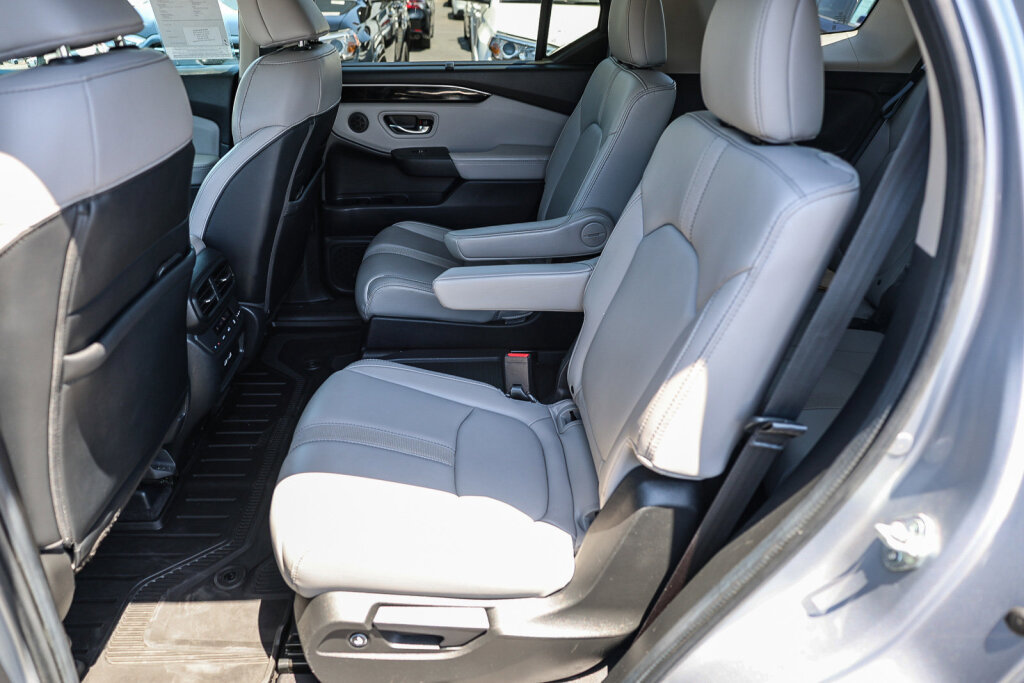 Used 2023 Honda Pilot EX-L image 9