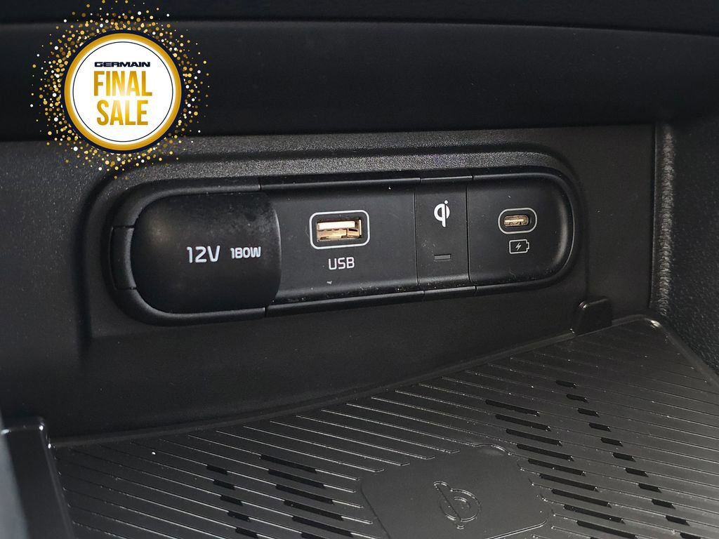 Certified 2025 Kia Sportage EX image 30