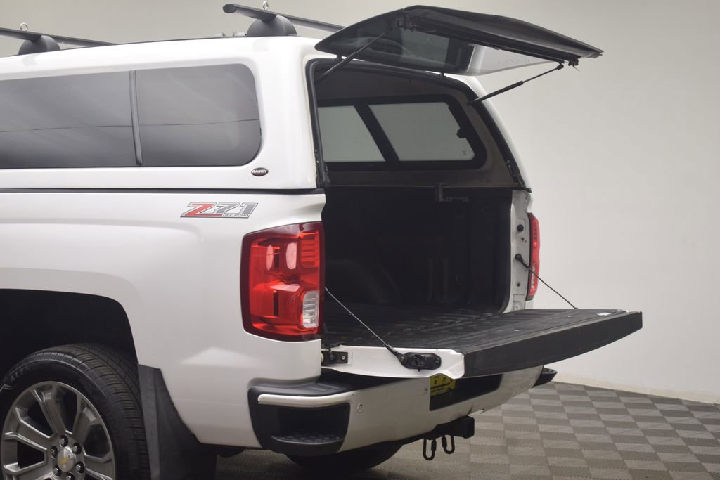 Used 2017 Chevrolet Silverado 1500 LTZ Z71 w/ LTZ Plus Package image 30