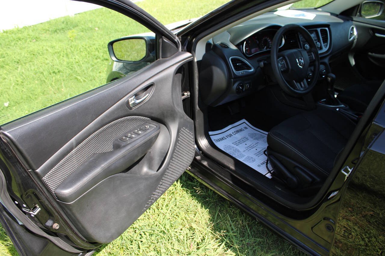 Used 2015 Dodge Dart SXT FWD image 13