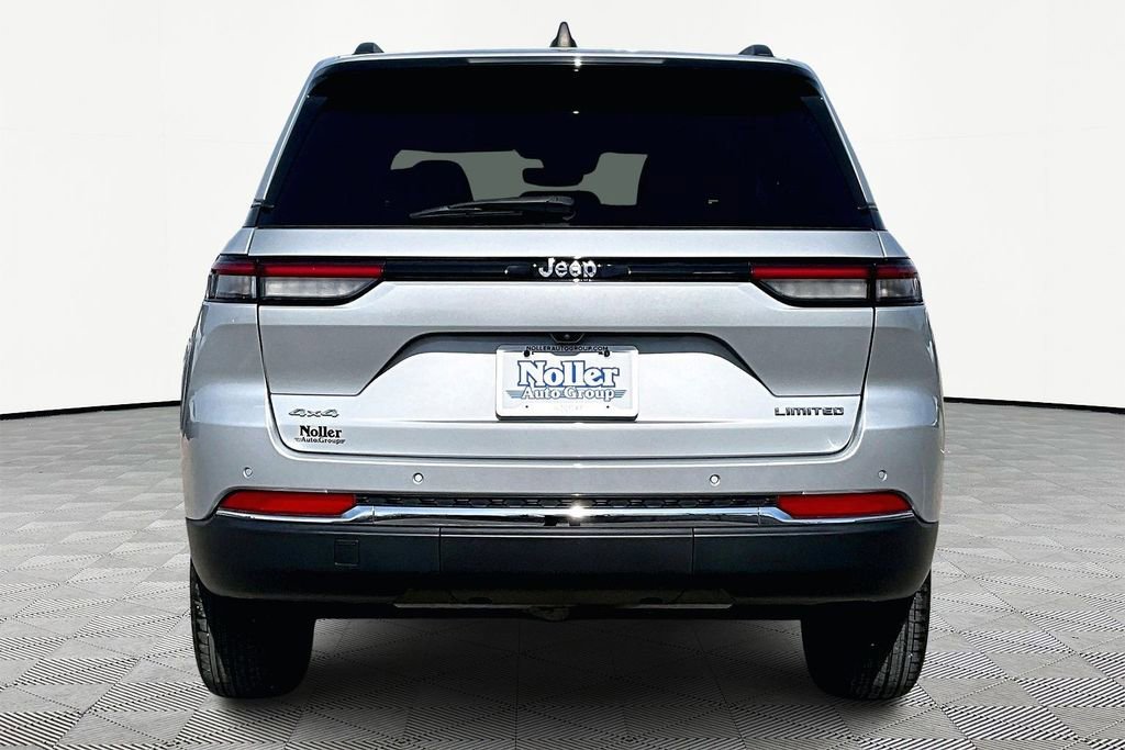 Used 2023 Jeep Grand Cherokee Limited image 4