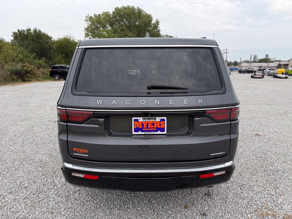 Used 2022 Jeep Wagoneer Series I w/ Convenience Group I AWD/4WD image 32