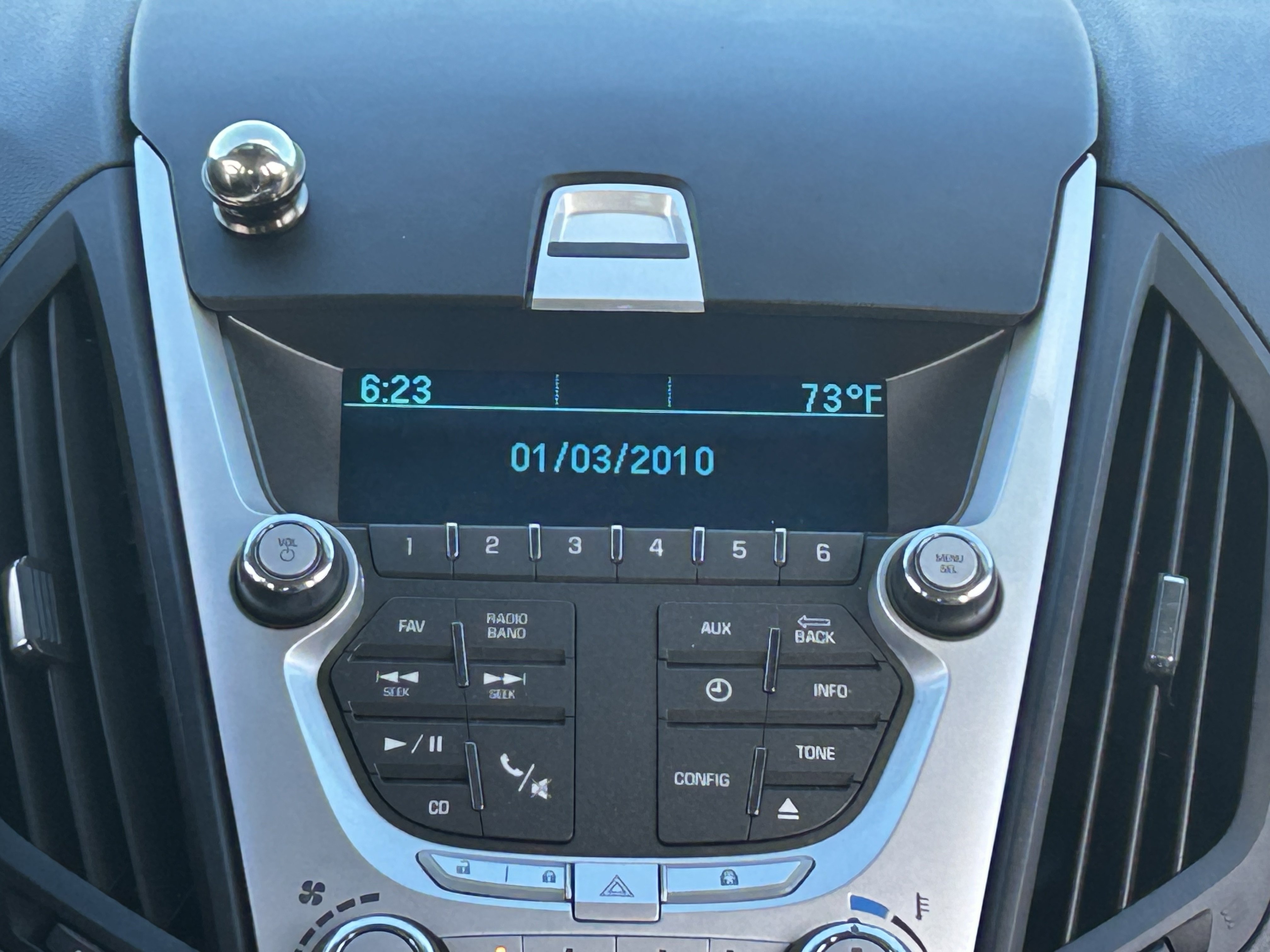 Used 2015 Chevrolet Equinox LS FWD image 19