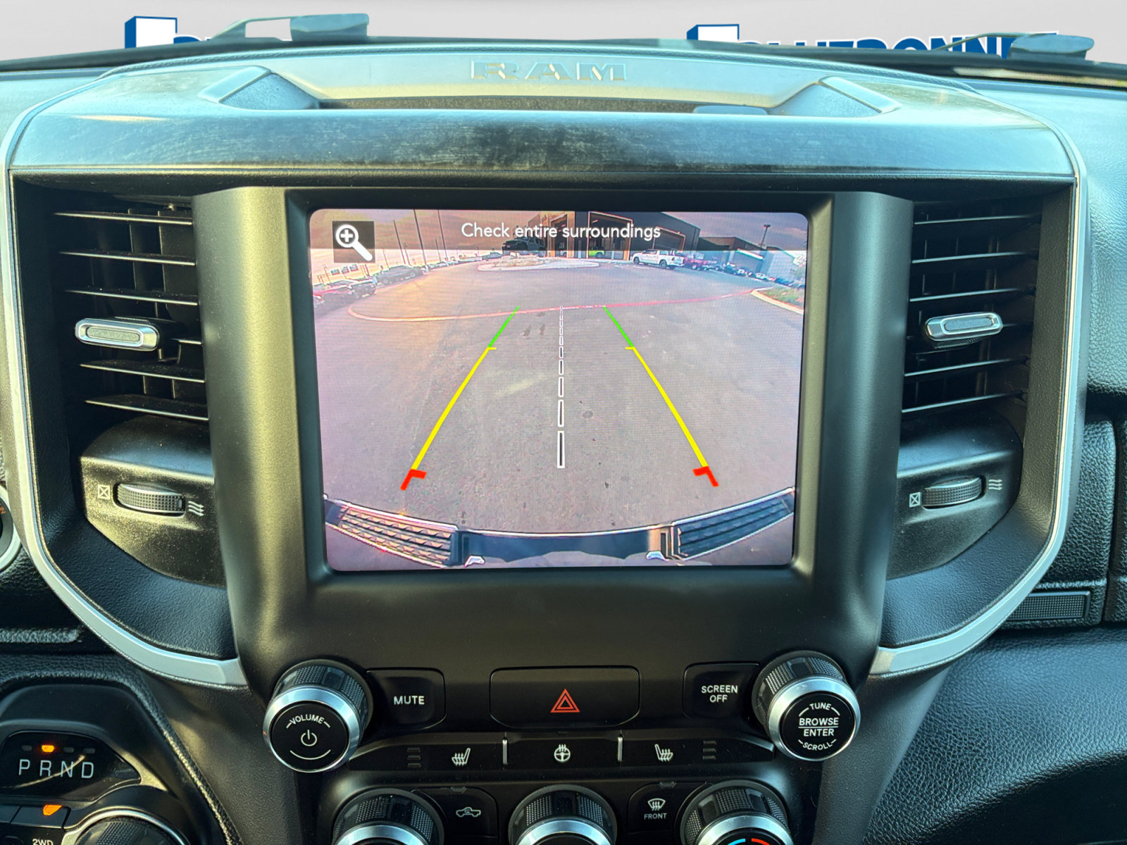 Used 2020 RAM 1500 Lone Star AWD/4WD image 16