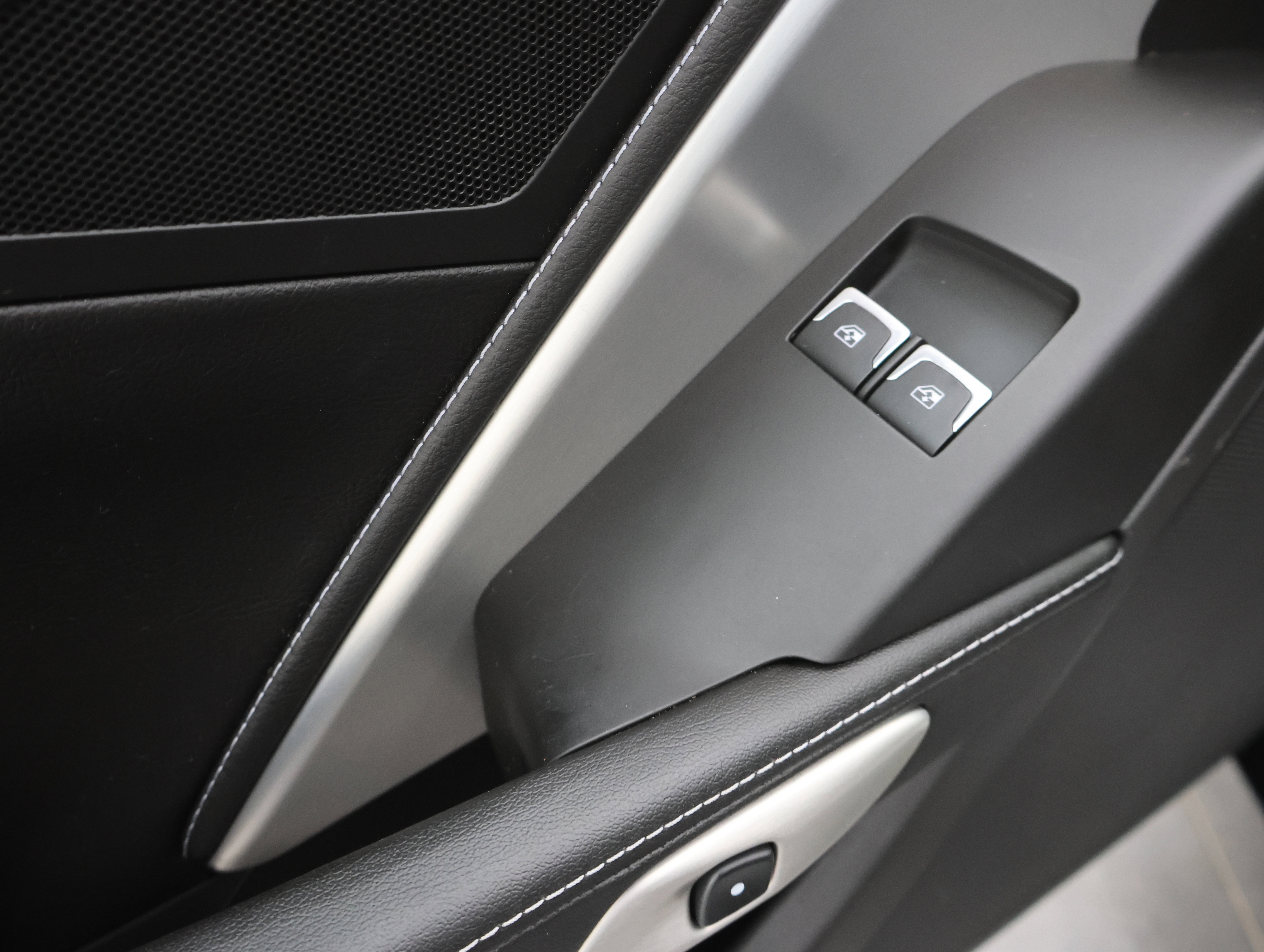 Used 2014 Chevrolet Corvette Stingray Coupe image 33