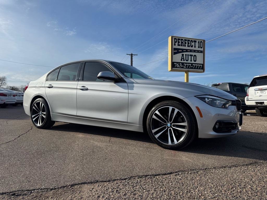 Used 2018 BMW 330i xDrive 330i xDrive Sedan w/ Convenience Package image 2
