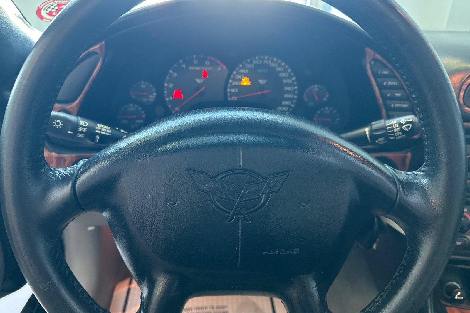 Used 1997 Chevrolet Corvette Coupe RWD image 19