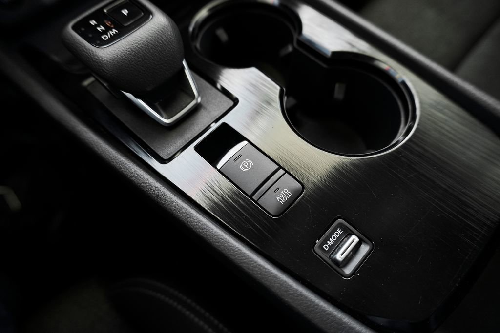 Used 2024 Nissan Rogue SV FWD image 40