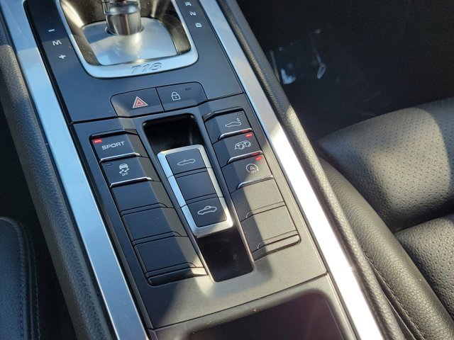 Used 2021 Porsche 718 Boxster image 24