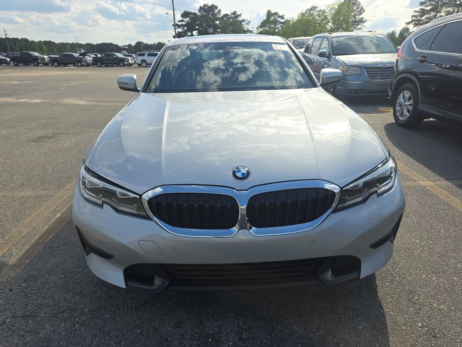 Used 2019 BMW 330i Sedan w/ Convenience Package RWD image 2