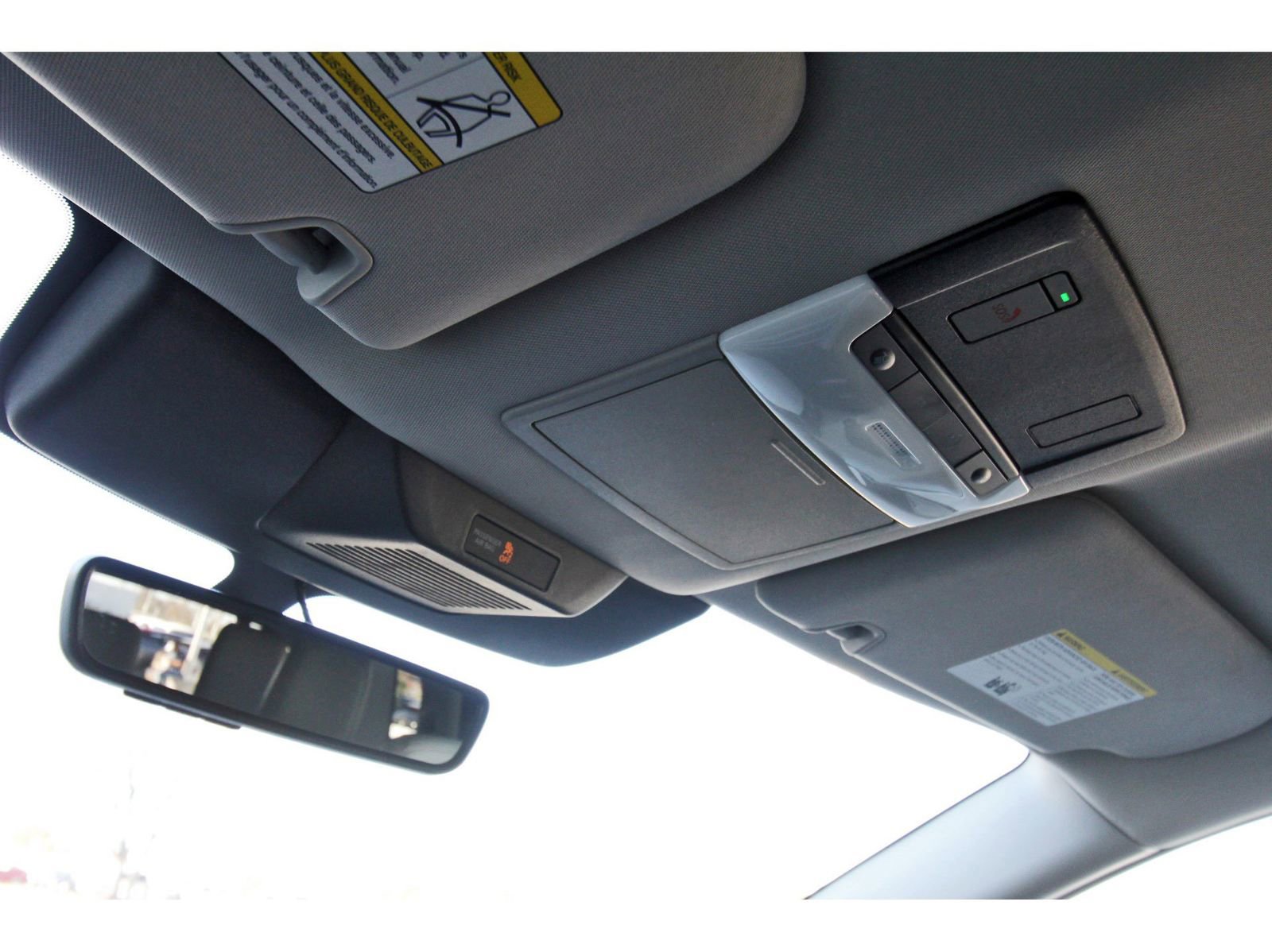 Used 2025 Nissan Pathfinder SL image 26