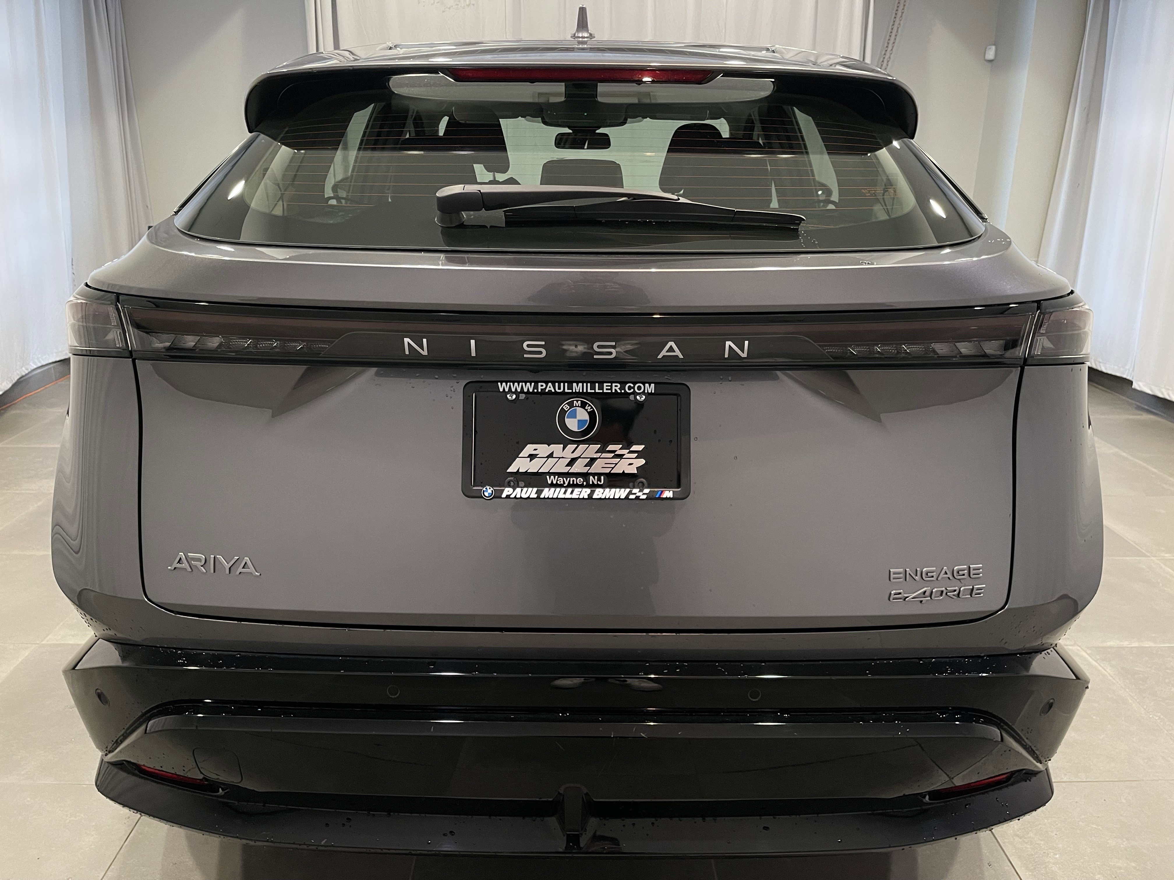 Used 2023 Nissan Ariya AWD image 6