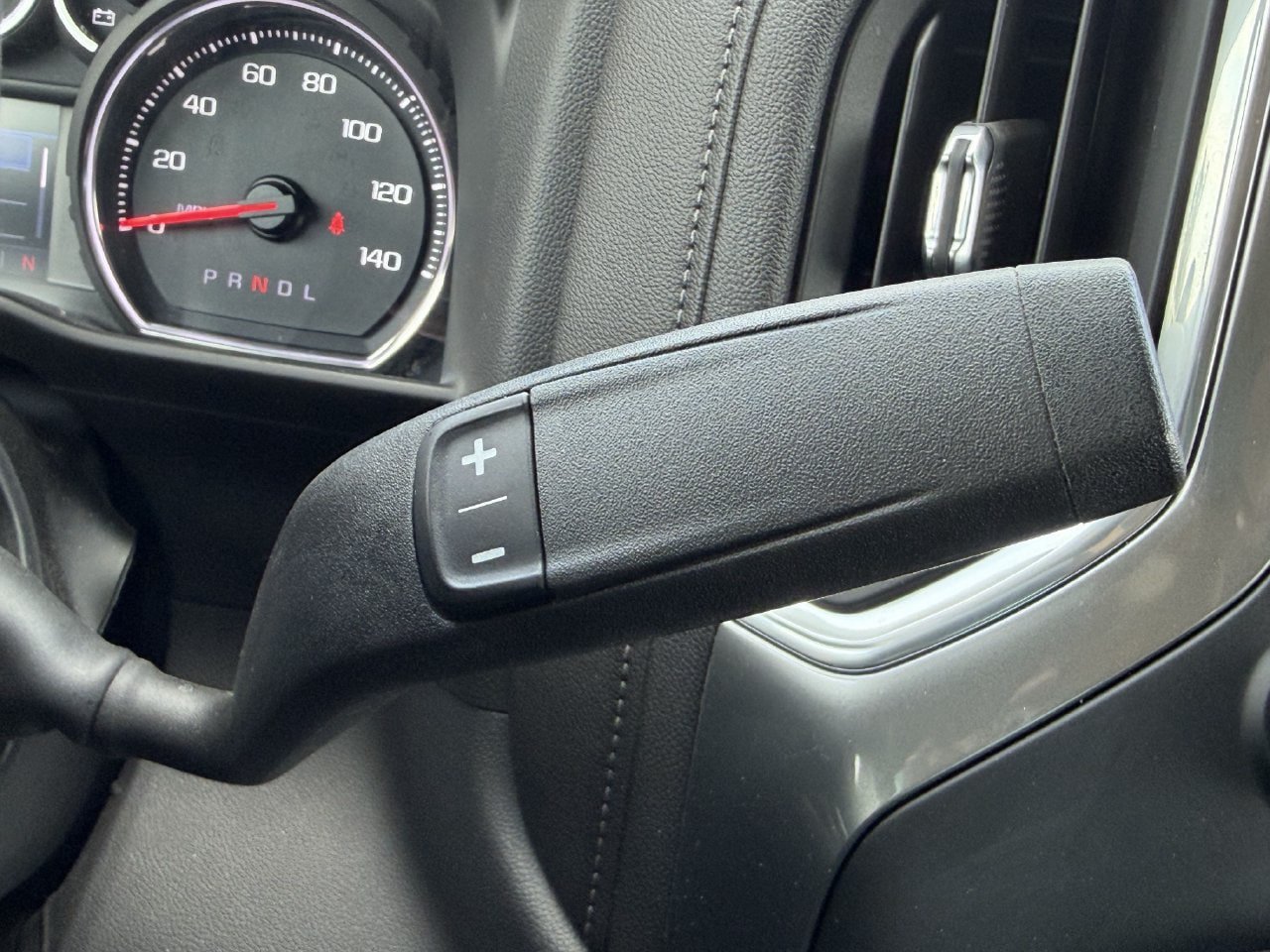 Used 2019 Chevrolet Silverado 1500 RST AWD/4WD image 18