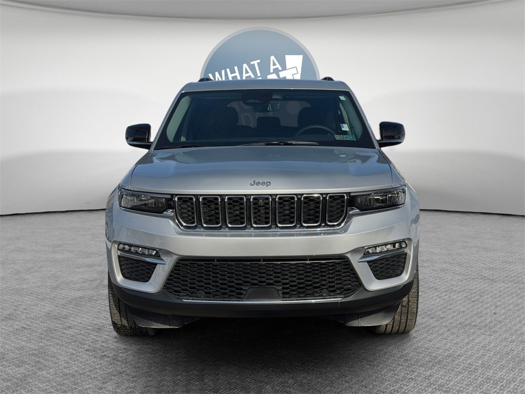 Certified 2024 Jeep Grand Cherokee Limited w/ Luxury Tech Group II image 3