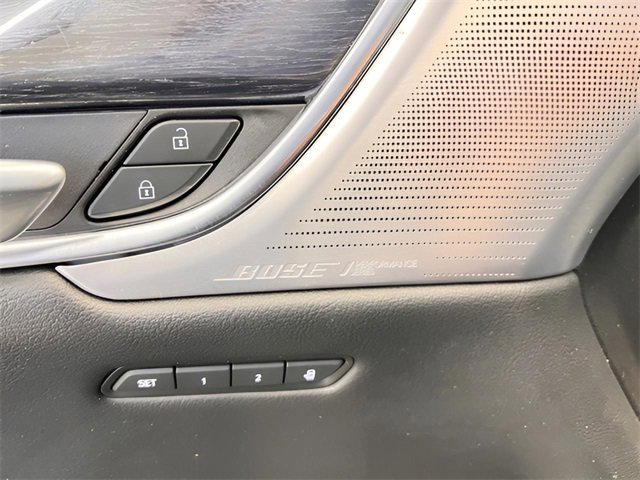 Certified 2023 Cadillac XT5 Premium Luxury w/ LPO, Floor Liner Package image 18