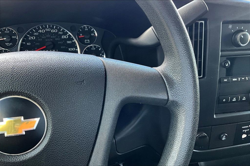 Used 2017 Chevrolet Express 2500 RWD image 14