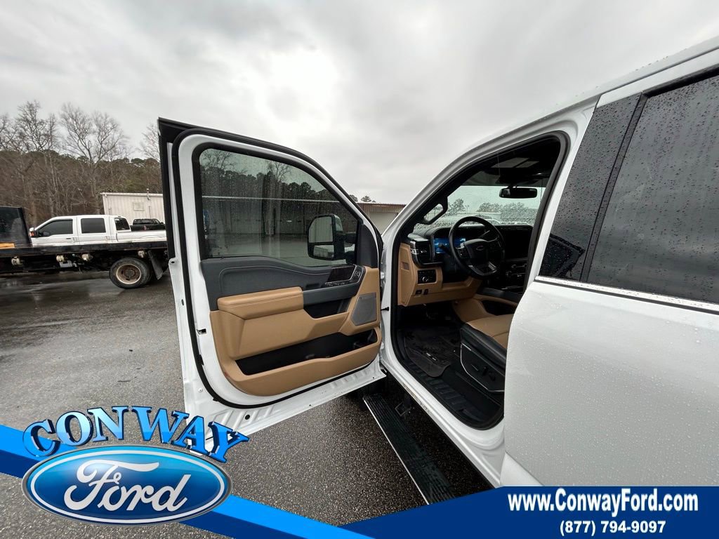 Used 2024 Ford F450 Lariat w/ Lariat Ultimate Package image 26
