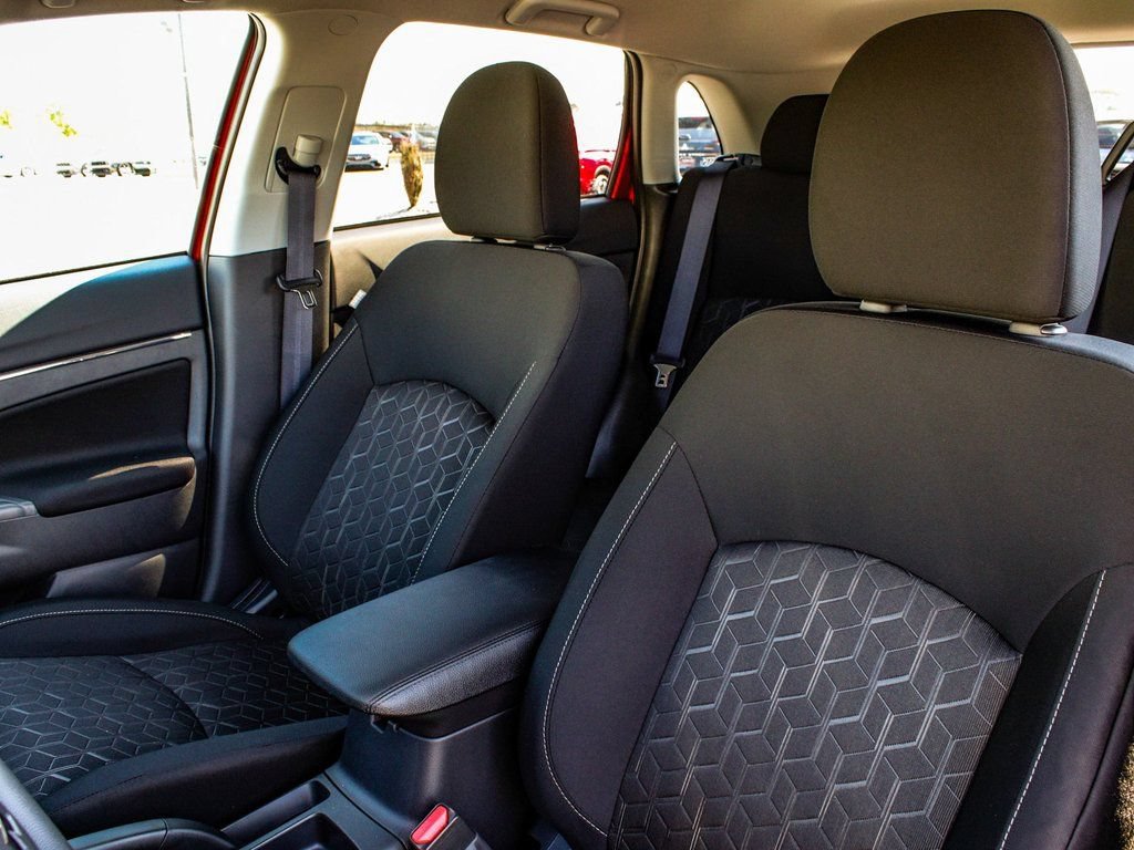 New 2025 Mitsubishi Outlander Sport ES AWD/4WD image 30
