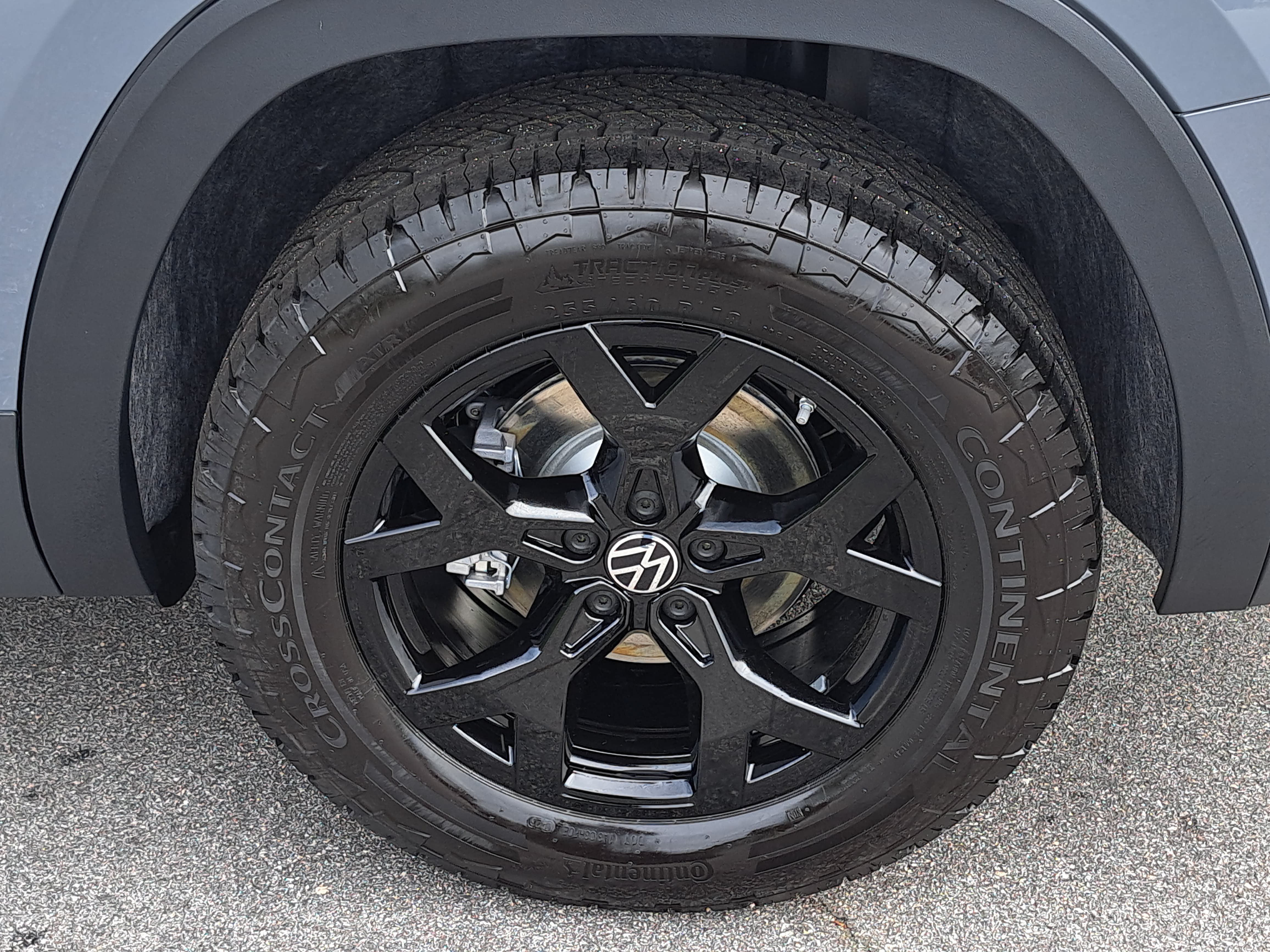New 2026 Volkswagen Atlas Peak Edition AWD/4WD image 33