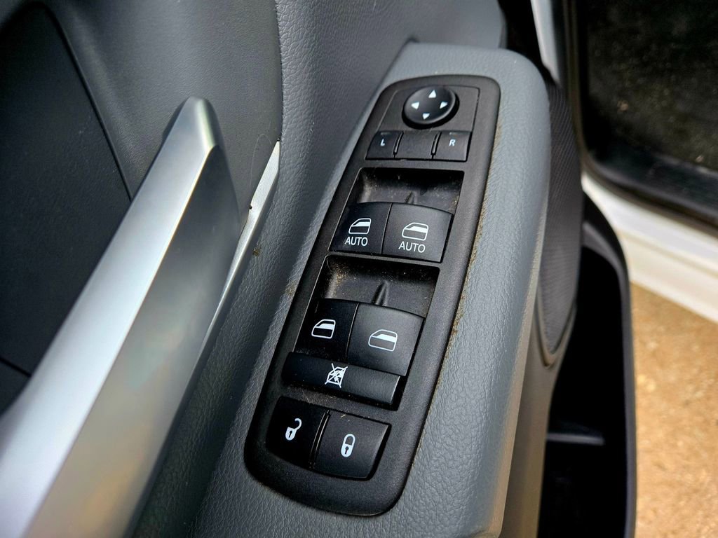 Used 2022 RAM 1500 Lone Star image 32