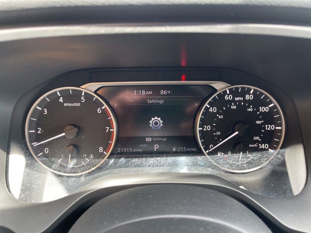 Used 2024 Nissan Rogue SV image 11