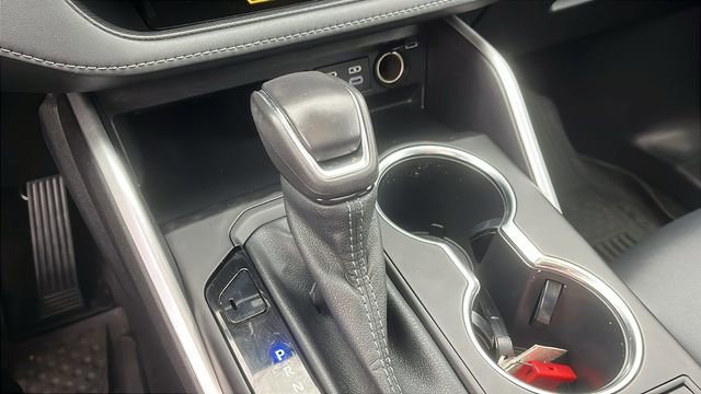 Certified 2023 Toyota Highlander XLE image 17