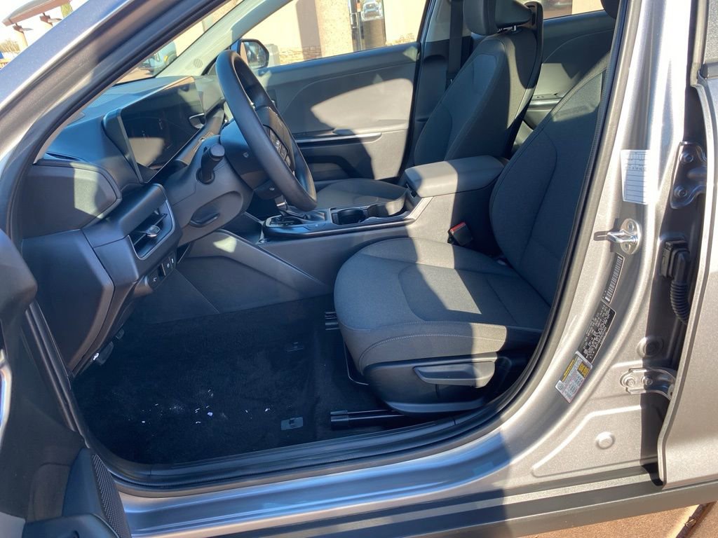 Certified 2025 Kia K4 FWD image 21