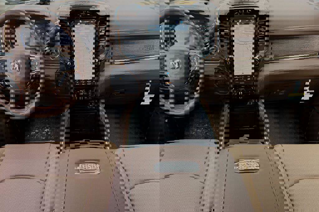 New 2024 RAM 2500 Limited w/ Safety Group image 10