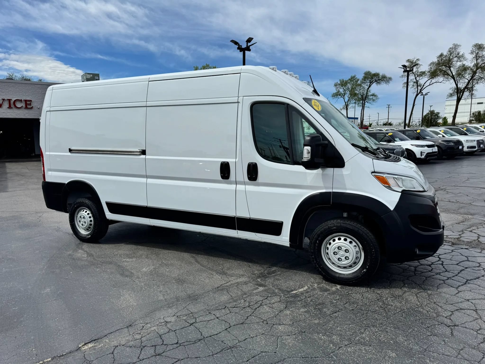 Used 2025 RAM ProMaster 2500 w/ Convenience Group FWD image 6