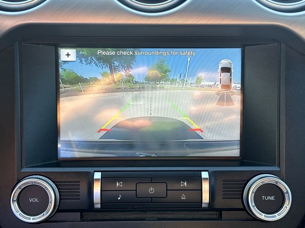 Used 2018 Ford Mustang Premium RWD image 26