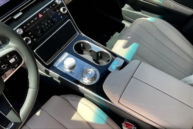 New 2025 Genesis GV80 2.5T Standard image 8
