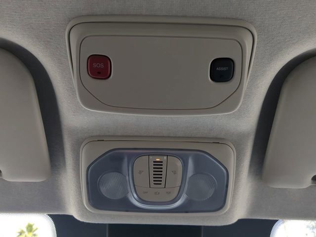 Used 2024 RAM ProMaster 2500 w/ Power Group image 22