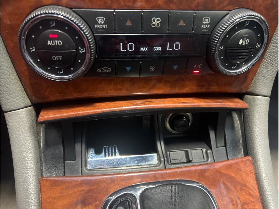 Used 2008 Mercedes-Benz CLK 350 Cabriolet image 26